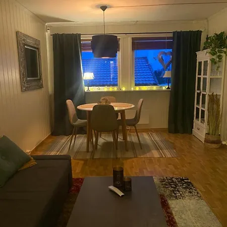 Apartment, 4km Fra Tromsosentrum. Flyplass 1.71km.